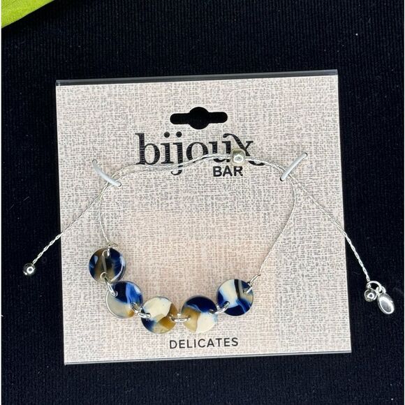 Bijoux Bar  DaintySilver Tone  Slide Closure Bracelet - Picture 1 of 5